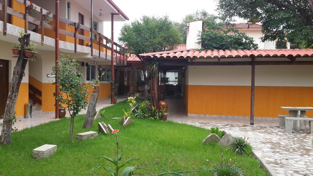 Hotel Mitru - Tarija Extérieur photo