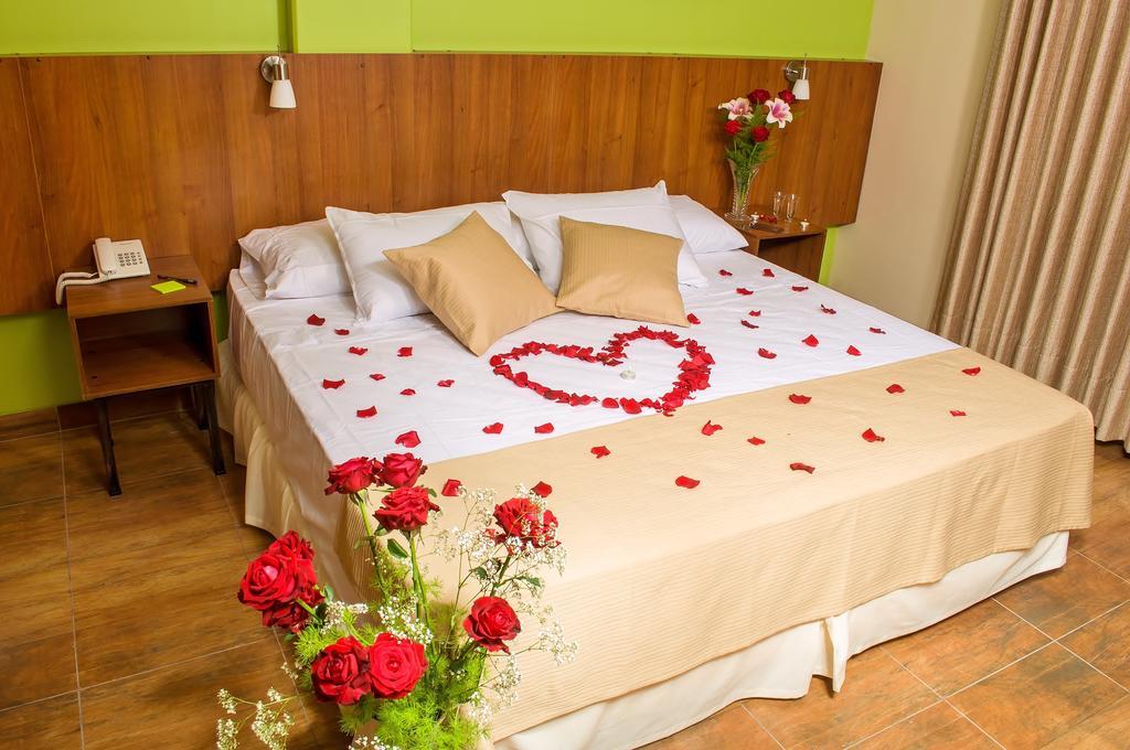 Hotel Mitru - Tarija Chambre photo