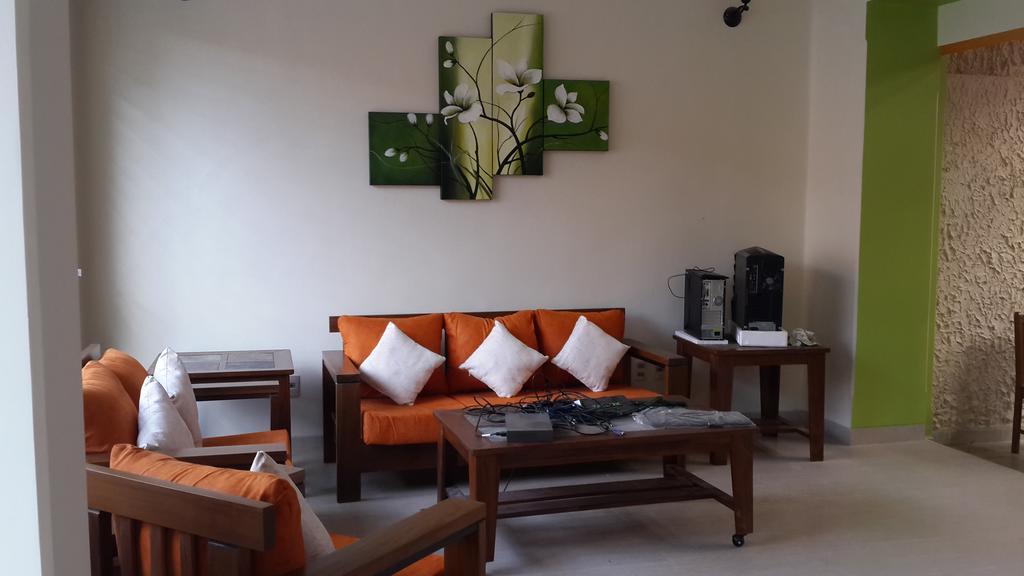 Hotel Mitru - Tarija Extérieur photo