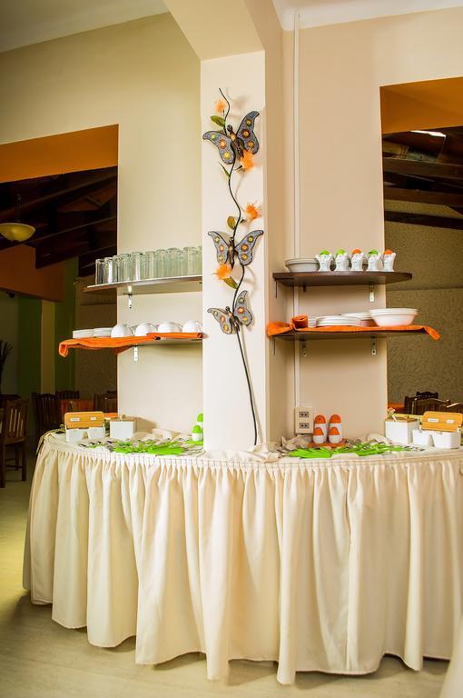 Hotel Mitru - Tarija Extérieur photo